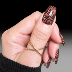Animal Instinct (m089) - Nail Stamping Plate