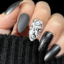 Batty (B489) - Gunmetal Silver Shell Stamping Polish