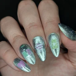Bear-y in Love (M673) - Nail Stamping Plate