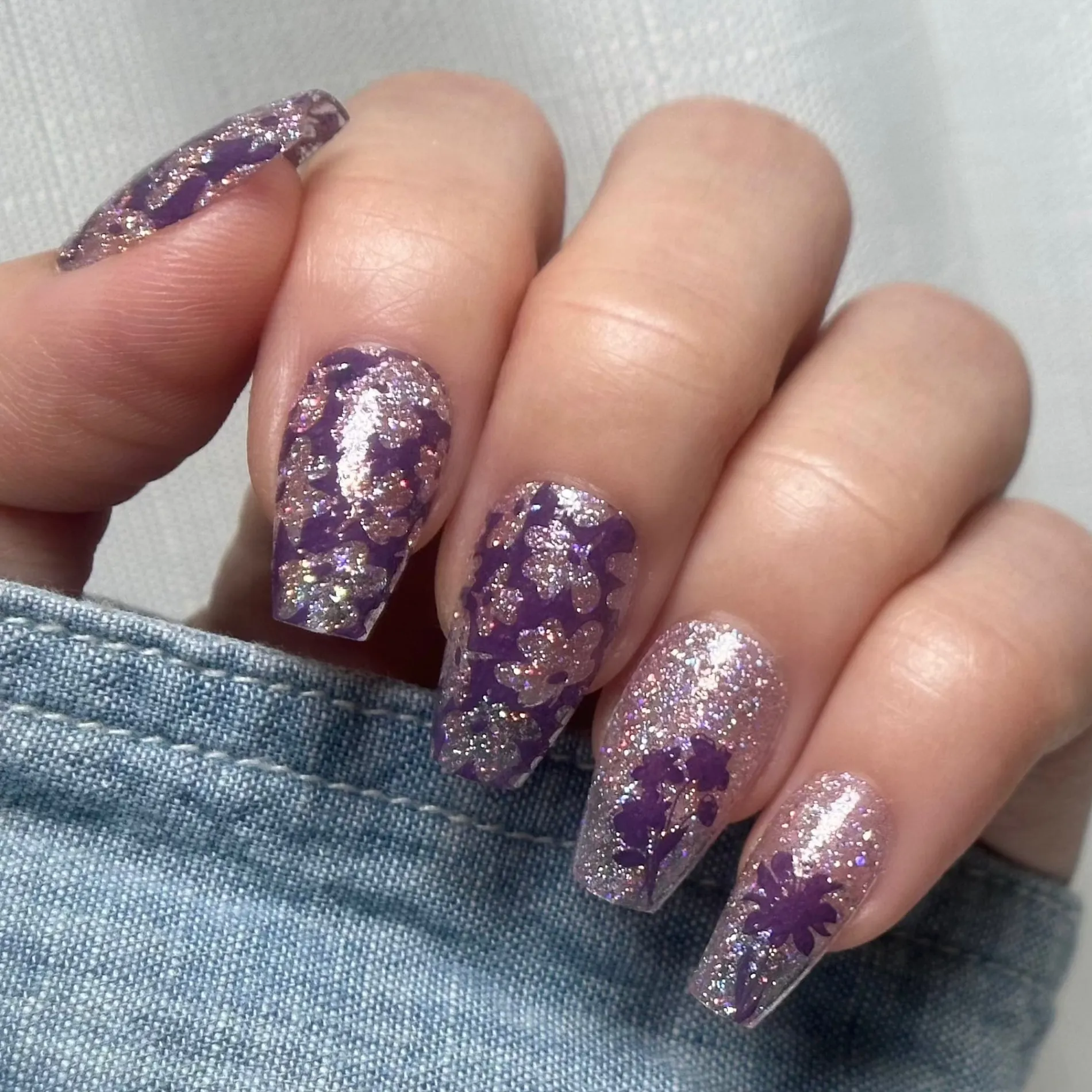 Blooming Silhouettes (M584) - Nail Stamping Plate