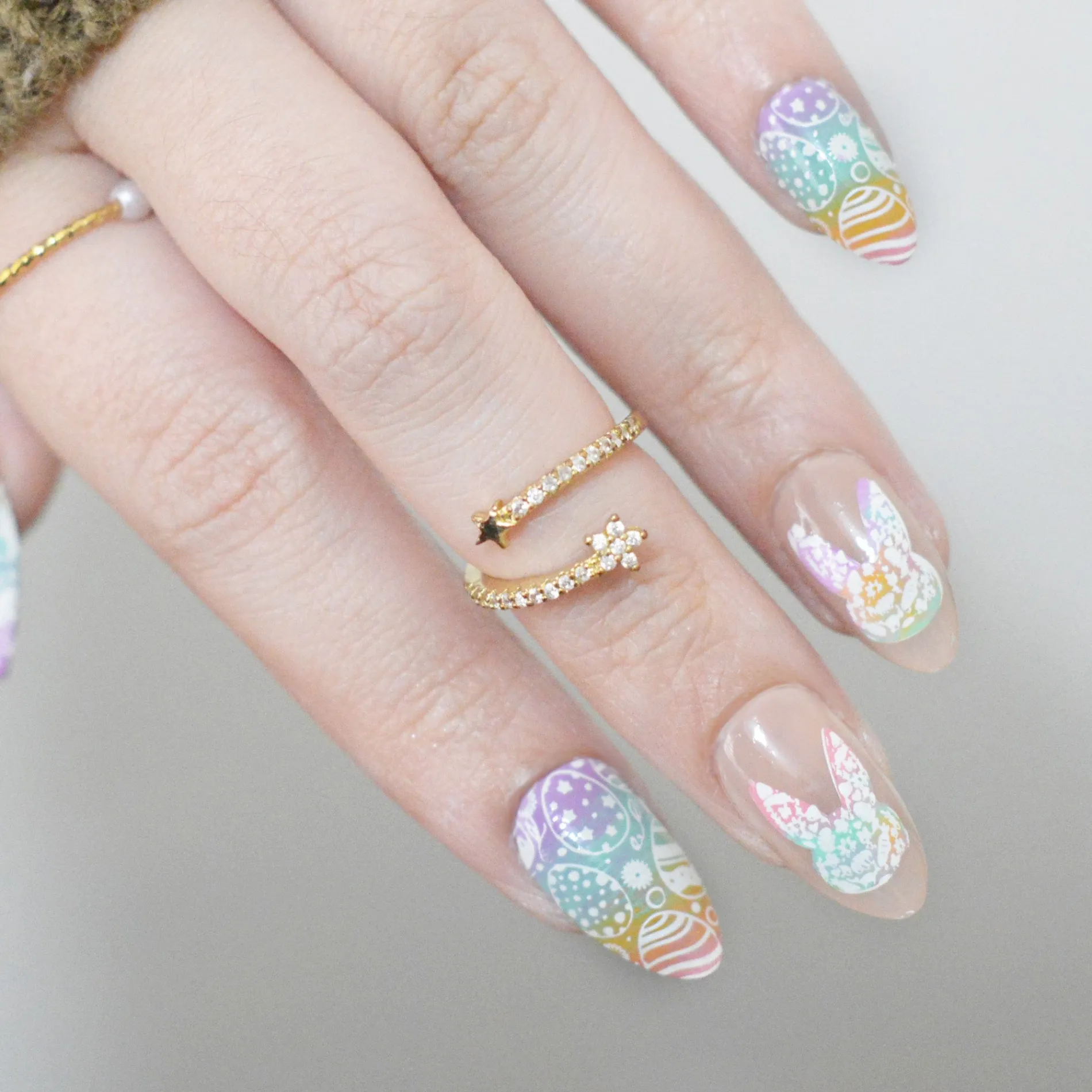 Bunny Bliss (M562) - Nail Stamping Plate