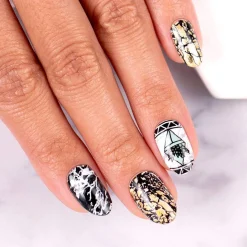 Chic Peek: Heart of Stone (BM-XL476) - Nail Stamping Plate