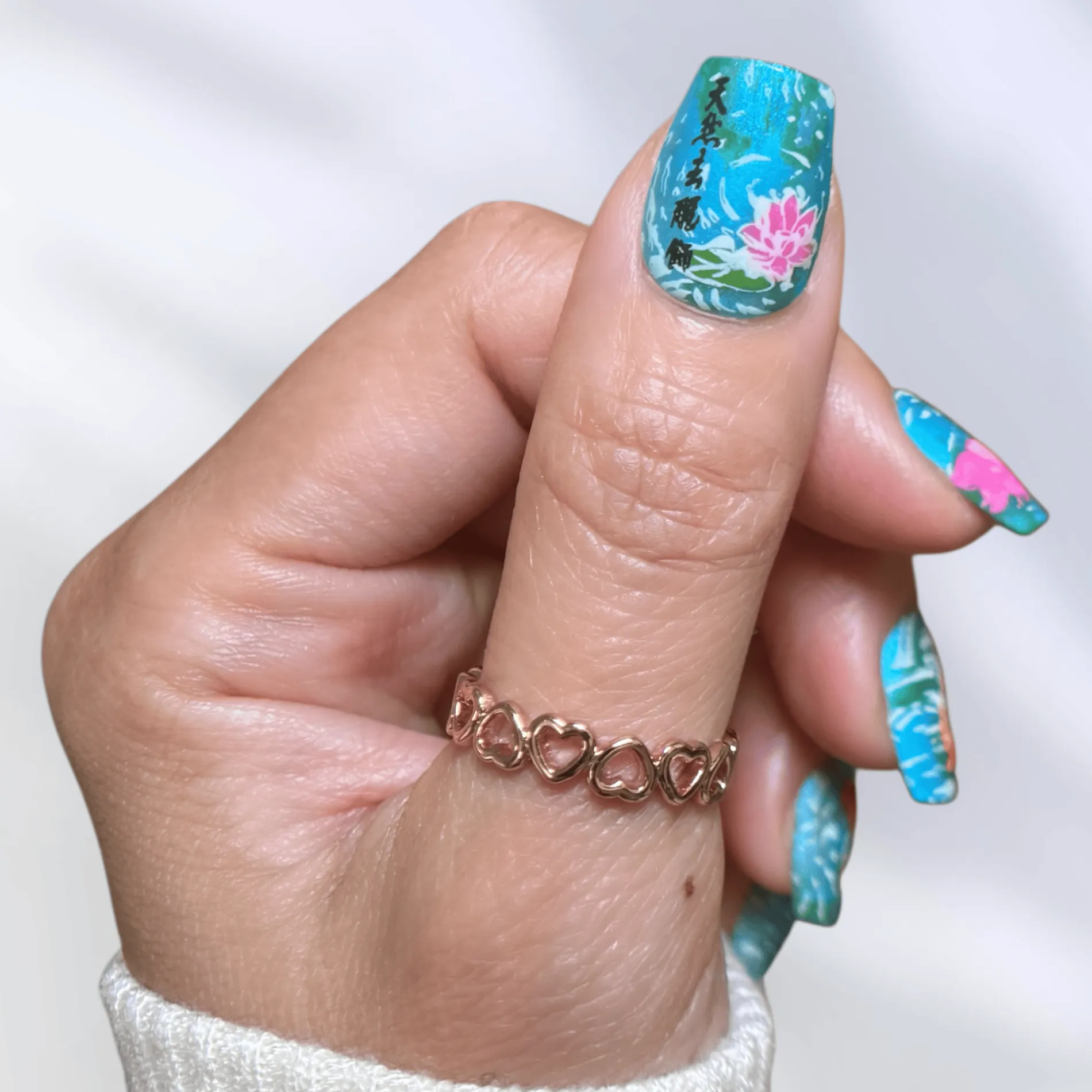 Dreaming Lotus (M672) - Nail Stamping Plate