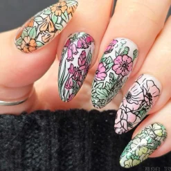 Floral Fantasy (M568) - Nail Stamping Plate