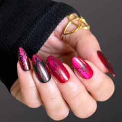 Gothic Glamour Press On Nails - Medium Almond