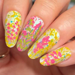 Growing Shadows (M585) - Nail Stamping Plate
