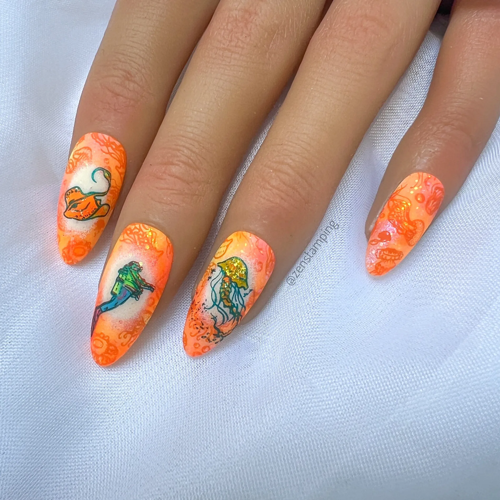 Jellyfish Bloom (M486) - Nail Stamping Plate