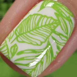 Juicy: Sour Apple (B378) - Light Green Stamping Polish