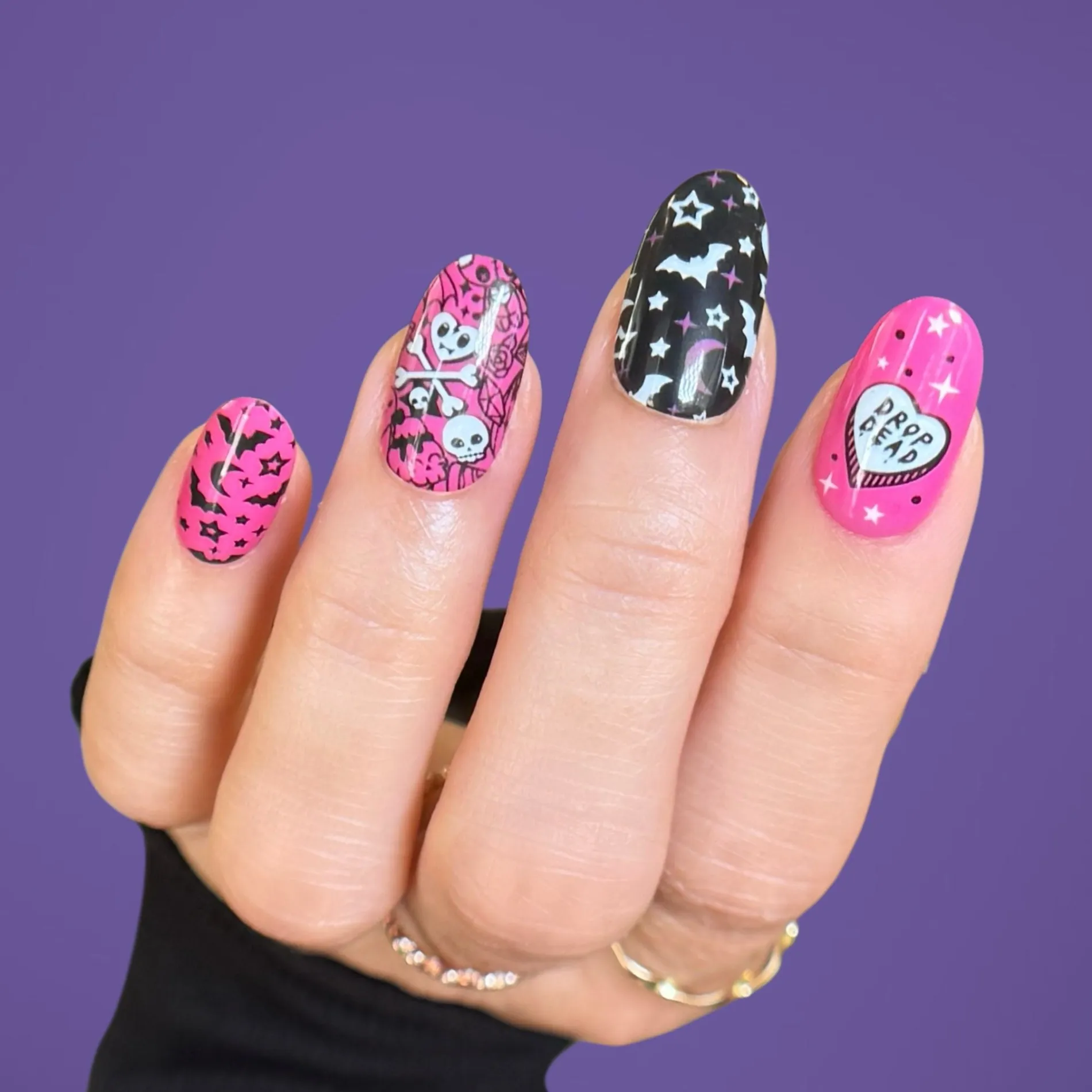 Kawaii Creepies Press On Nails - Short Round