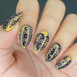 Lacey Lovers (M450) - Nail Stamping Plate