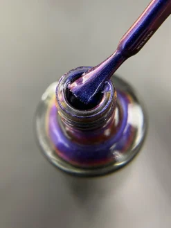 Night Out: Blue Note (P136) - Blue Duochrome Nail Polish