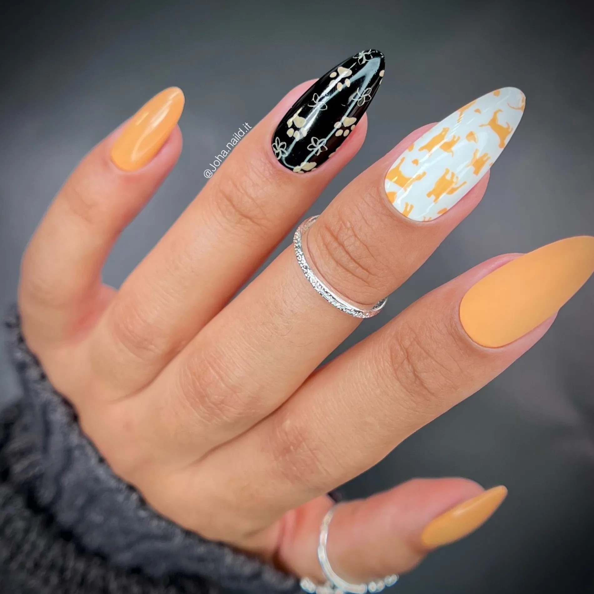 Pawfect (B473) - Coral Cream Stamping Polish