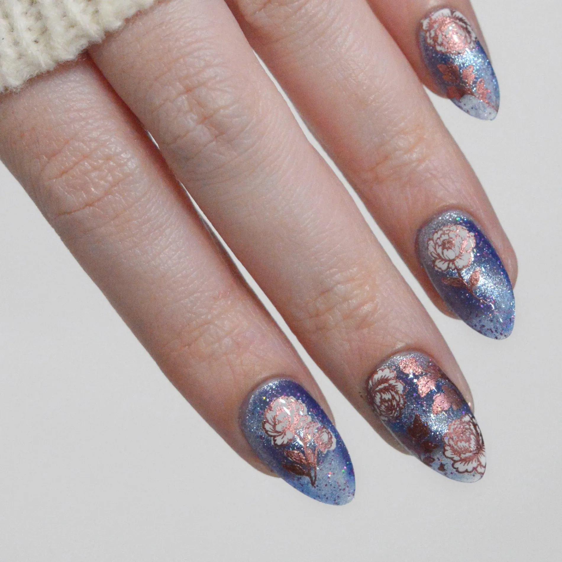 Peony Petals (M665) - Nail Stamping Plate