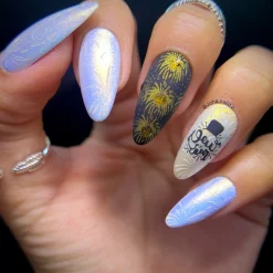 Polar (NA039) - Iridescent Nail Art Powder