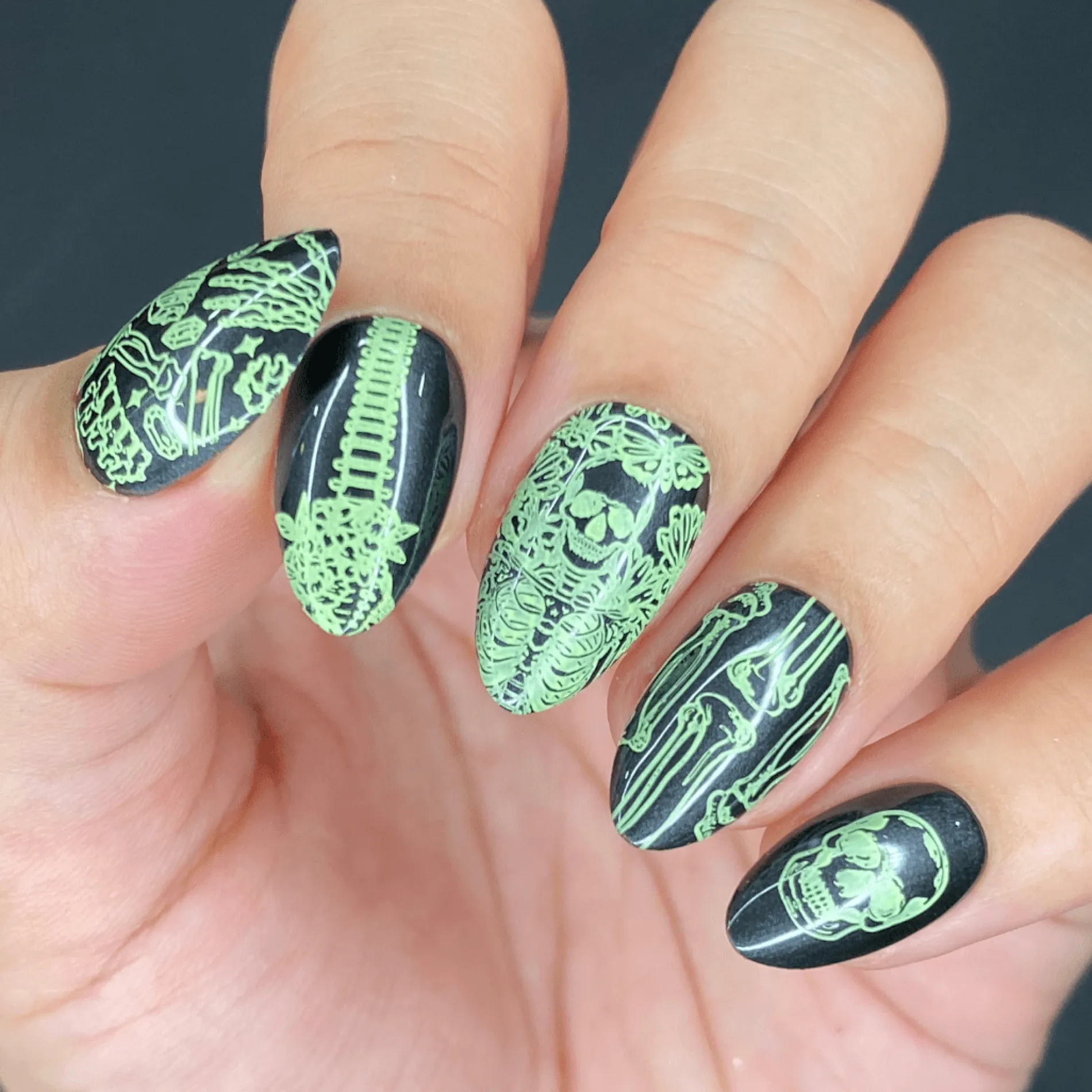 Shadowy Halloween (M312-M316) - Set of 5 Nail Stamping Plates