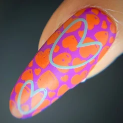Shape Nouveau: Happy Hearts (M482) - Nail Stamping Plate