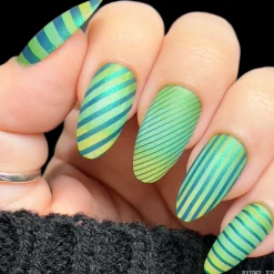 Shape Nouveau: Walk the Line (M474) - Nail Stamping Plate