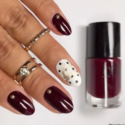 Snowflake Waltz: 6-Piece Stamping Art Polish Set